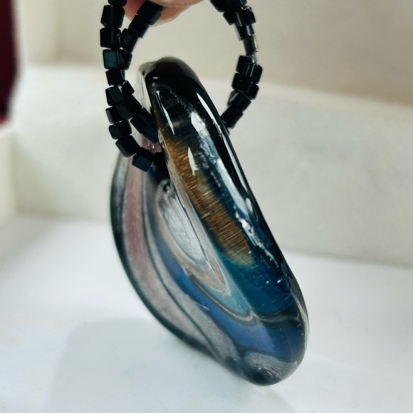 Vintage Cobalt Blue Fused Foil Art Glass Swirl Hand Blown Vortex Beaded Pendant - Picture 6 of 8